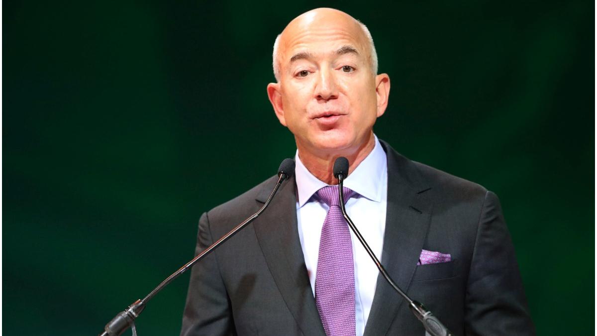 jeff bezos donatie 100 milioane de dolari fundatia obama