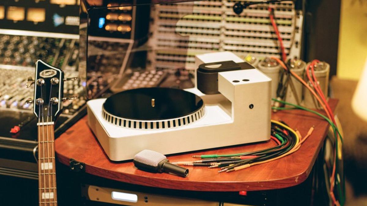 modificari legea drepturilor de autor lasa producatorii artistii autorii fara sumele nerevendicate