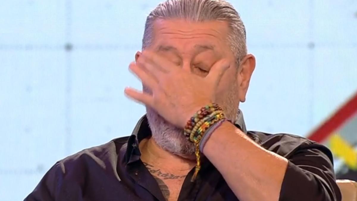 serghei mizil cu ochii in lacrimi la antena 3 nicu ceausescu mi a dat o poezie inainte sa moara si