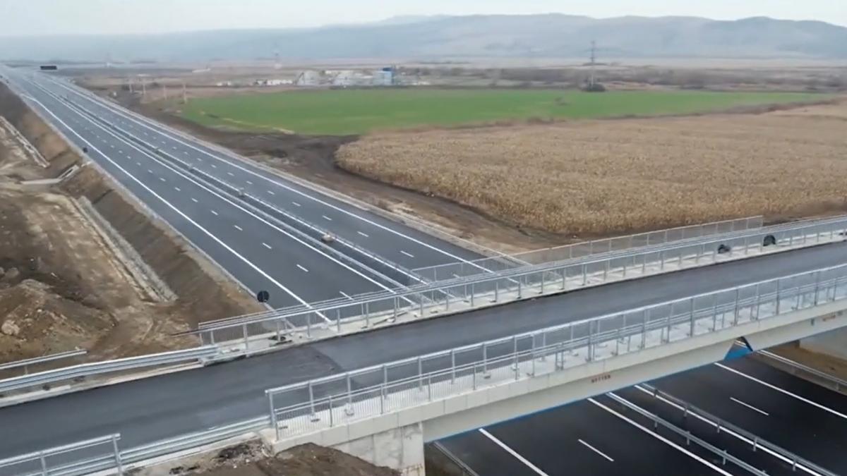 maine va fi deschis circulatiei lotul 2 din autostrada sebes turda