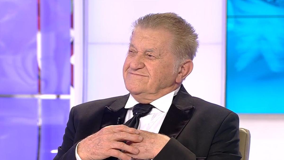 dorel visan lacrimare ridicare steag national