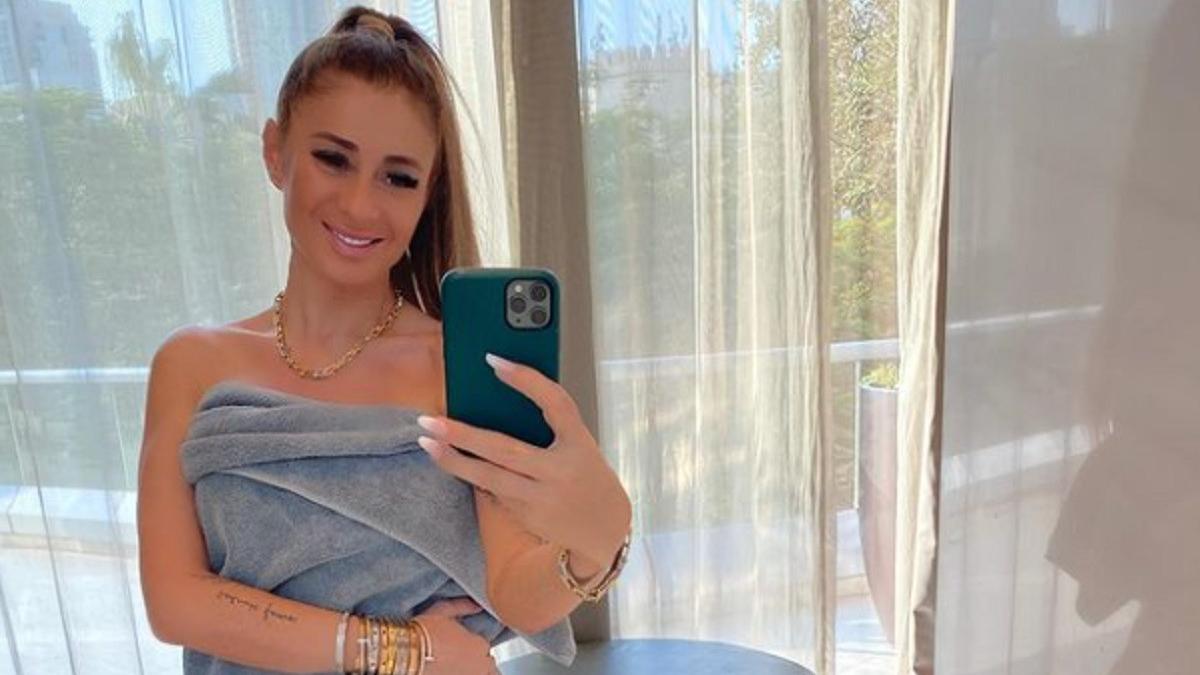 anamaria prodan fotografii dezbracata