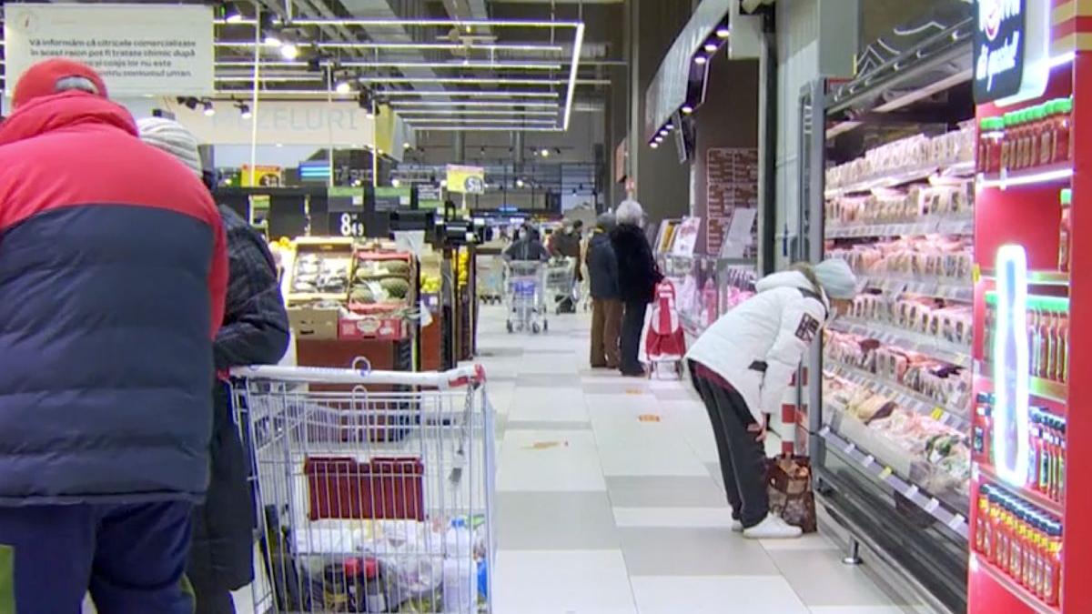 cu cat se scumpeste cosul de baza de la o luna la alta