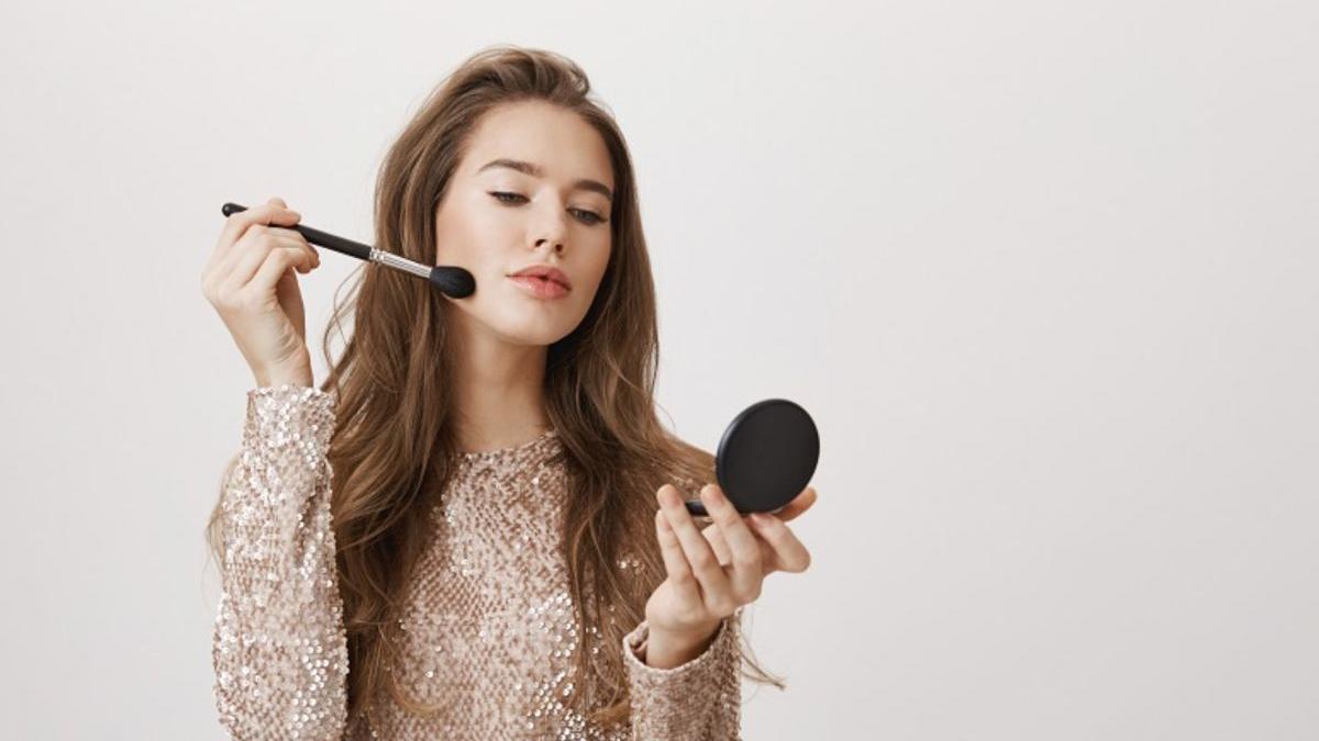 par natural par artificial cele mai bune pensule machiaj