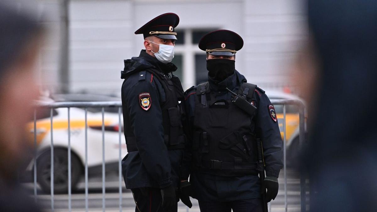 atac armat moscova militar masca sanitara