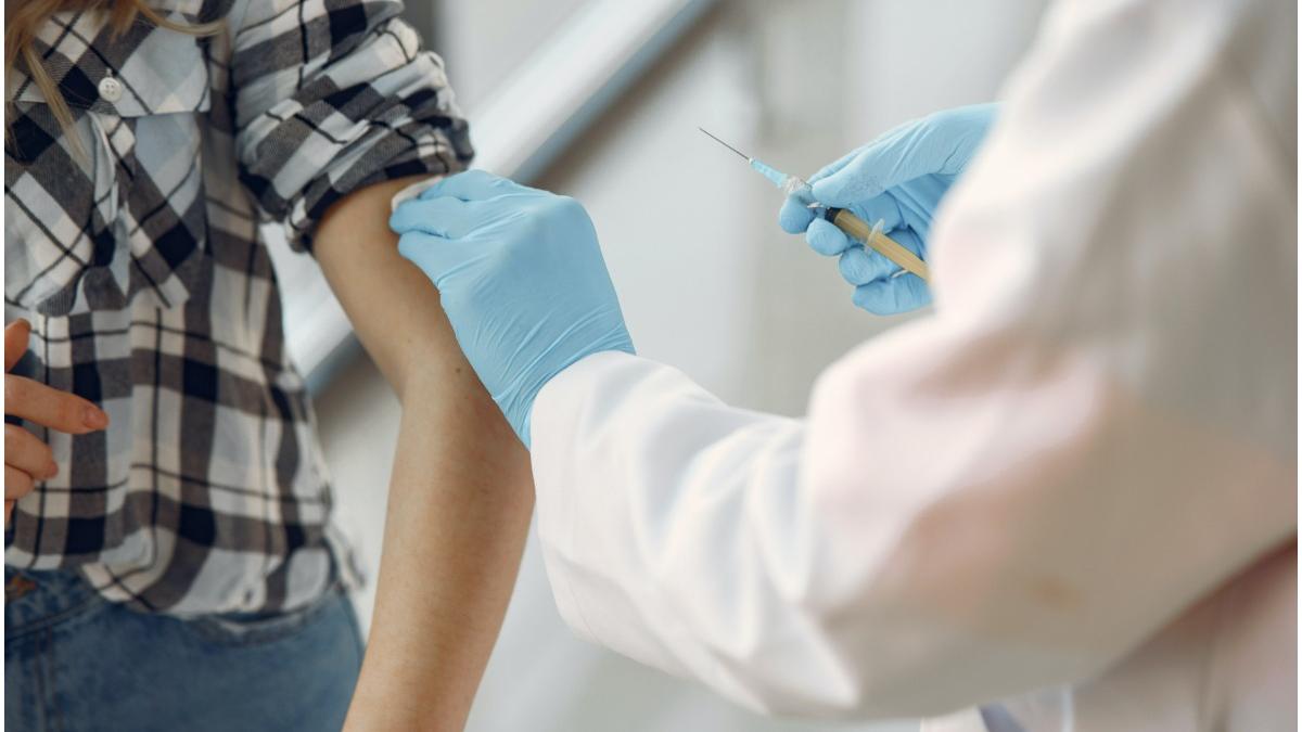 doza patru vaccin covid israel