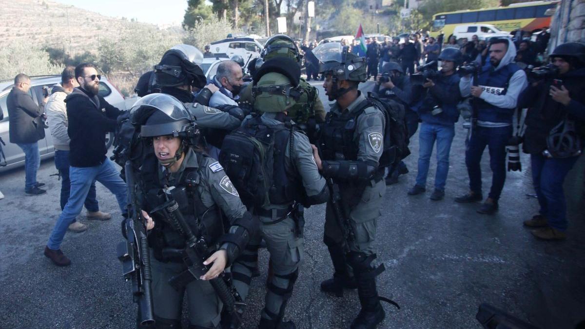 ierusalim adolescenta palestiniana injunghiata tanara copii scoala