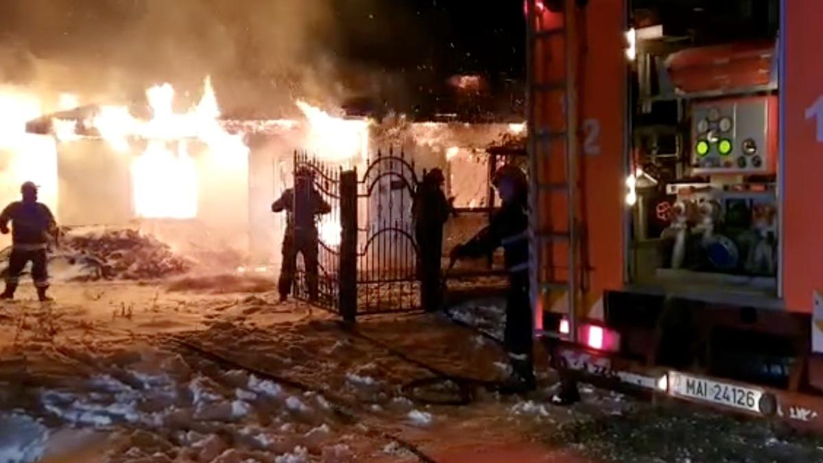femeie iasi moarta casa incendiu