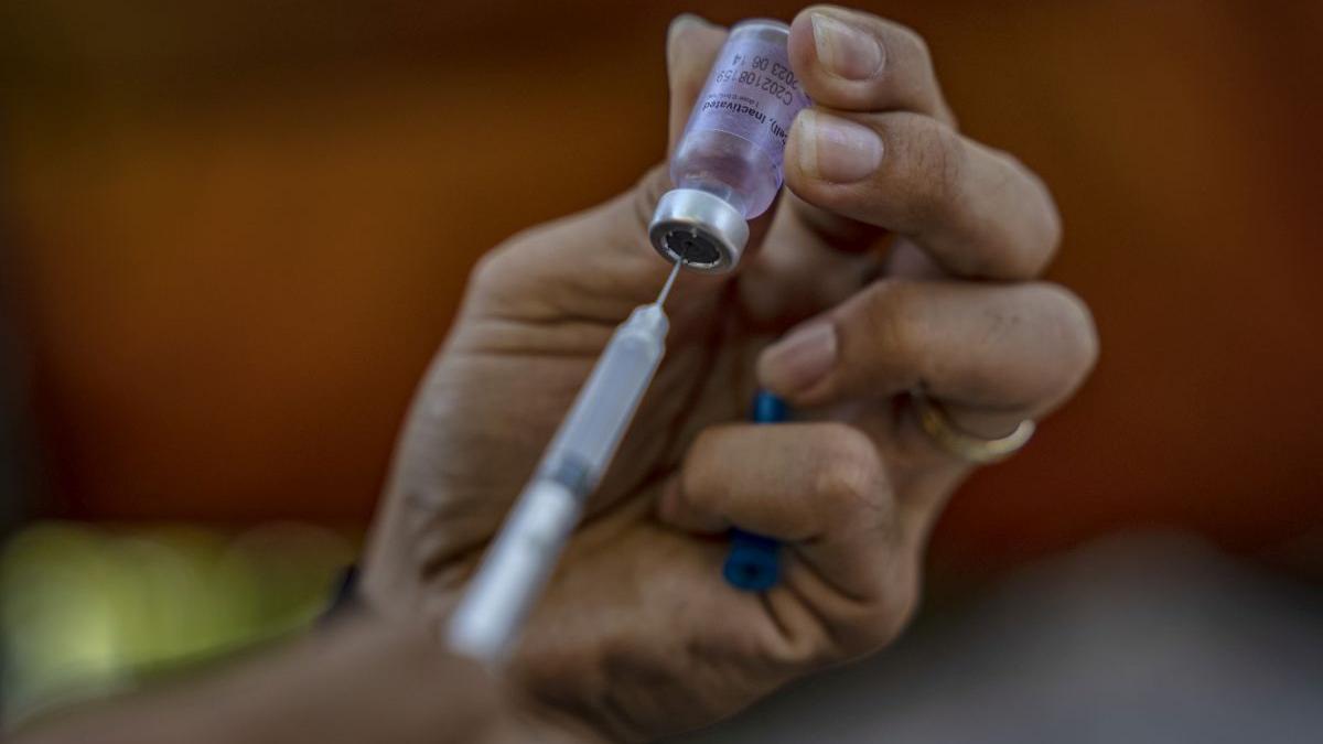 victor cauni vaccinare chiuveta pacient