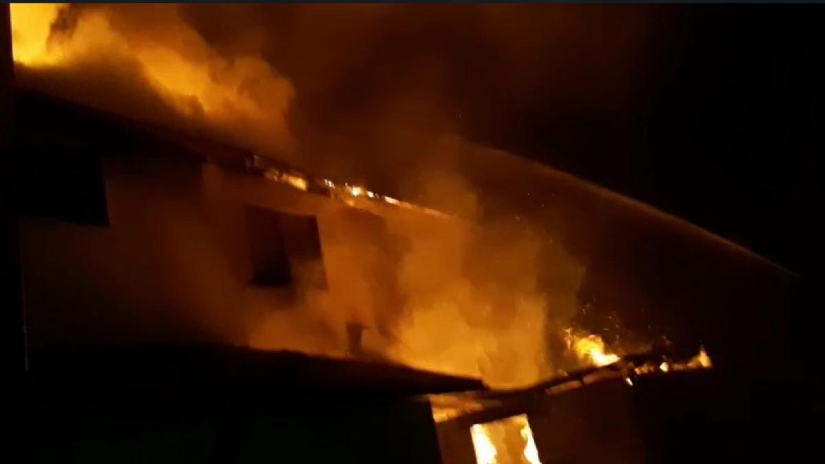 incendiu mana criminala beleti negresti arges