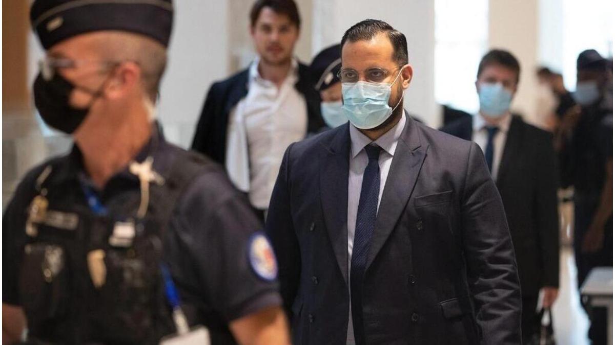 gard corp macron legaturi rusia