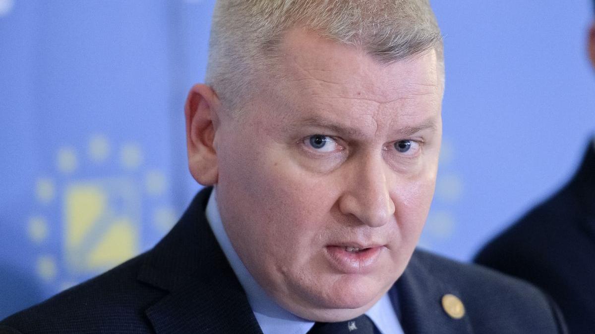 florin roman pleaca scandal ministerul dezvoltarii cercetarii