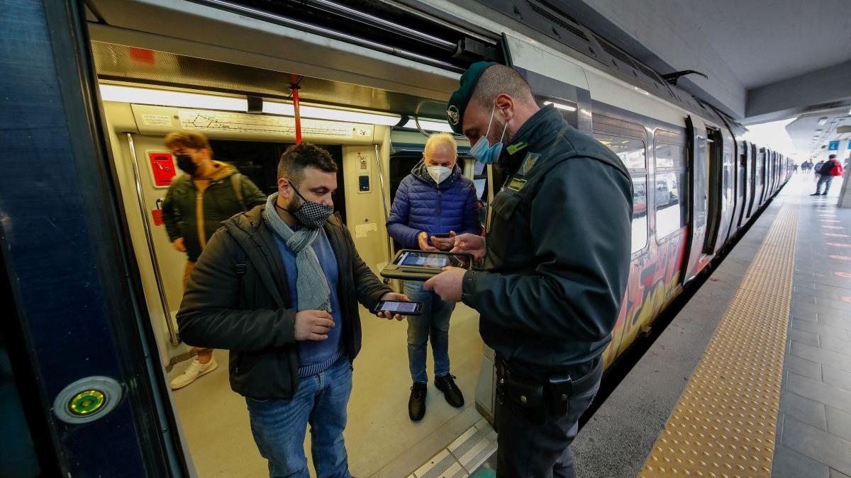 italia restrictii covid vaccinare obligatorie