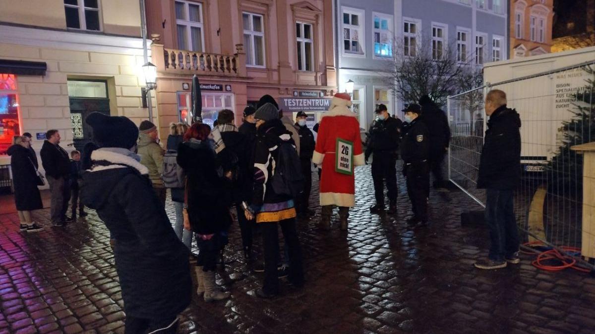 mos craciun arestat germania straslund