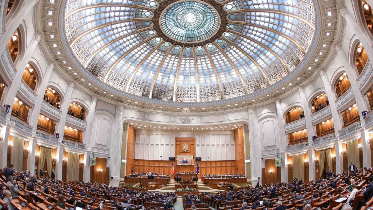 USR anunță că nu va vota proiectul de buget pe 2022: "Minciună și hoție"