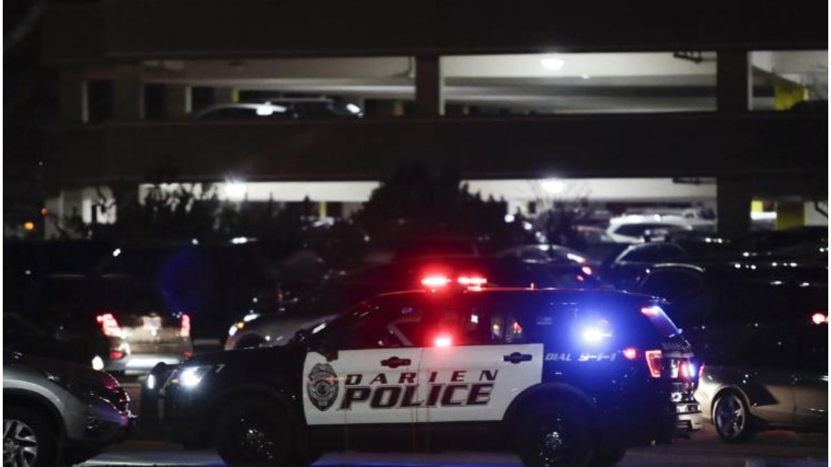 focuri de arma mall suburbie chicago trei raniti