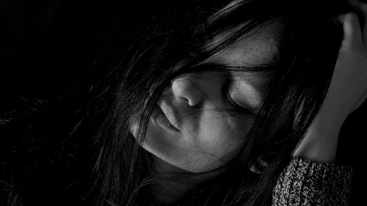 fata buzau instanta sa se marite detinut