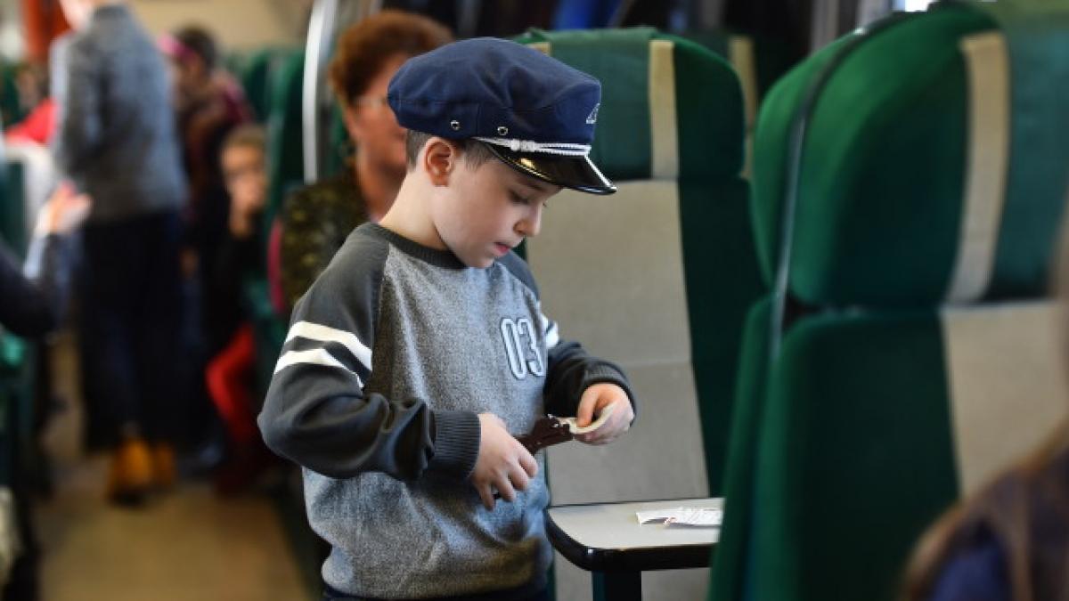 tren blocat valea prahovei comarnic