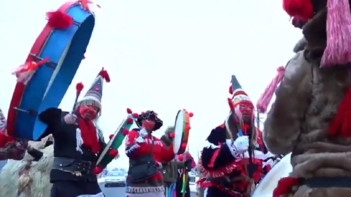 datini obiceiuri moldova vorona anul nou