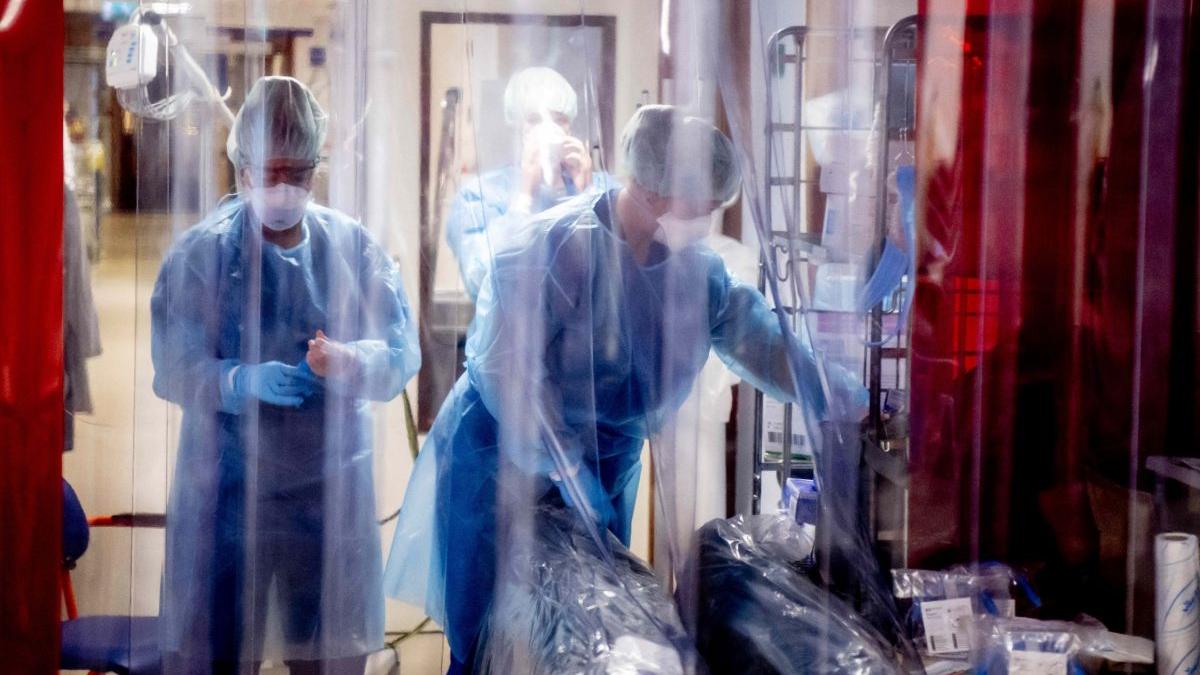 studiu varianta omicron transmitere comunitara romania dominanta