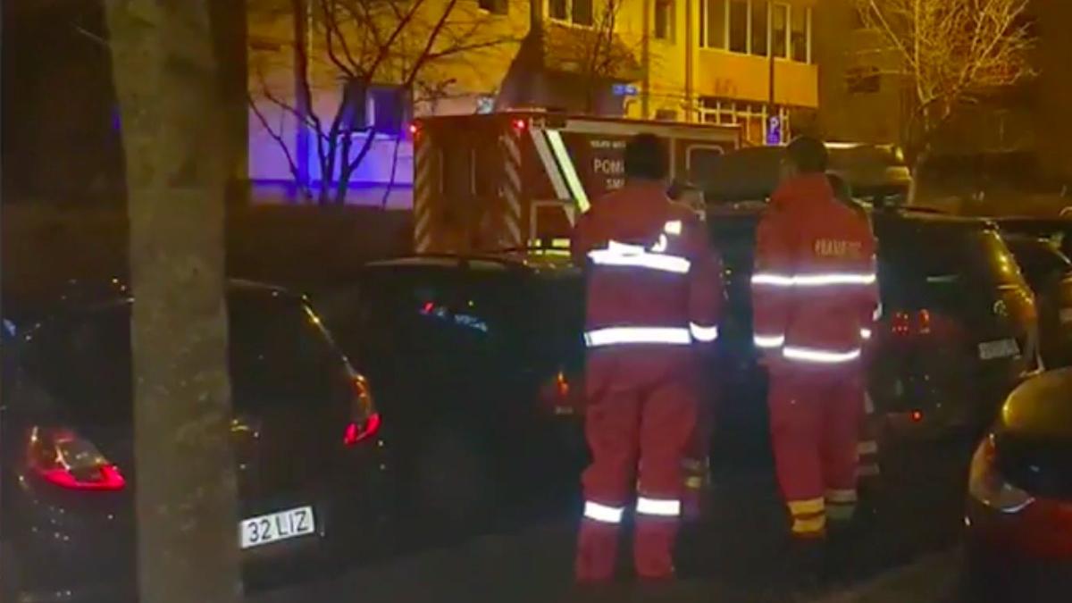 tanara gasita impuscata in cap brasov ofiter politie s ar fi sinucis cu arma din dotare gelozie