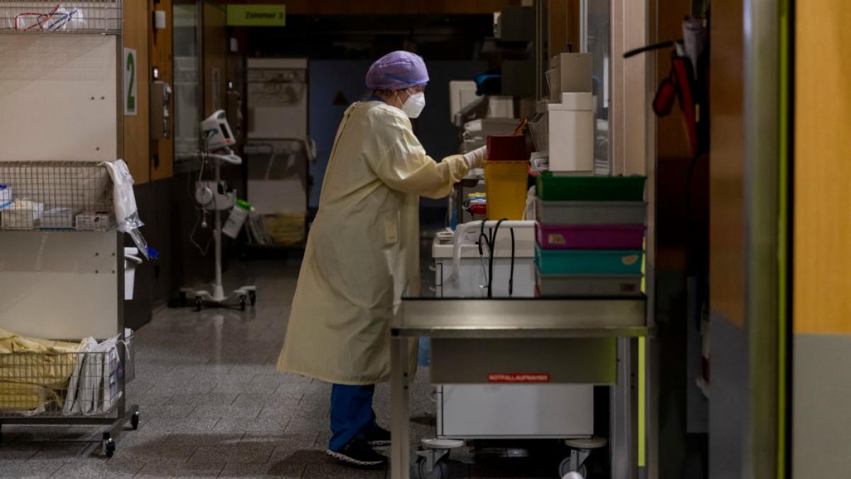 bilant covid 2 ianuarie 2022 romania