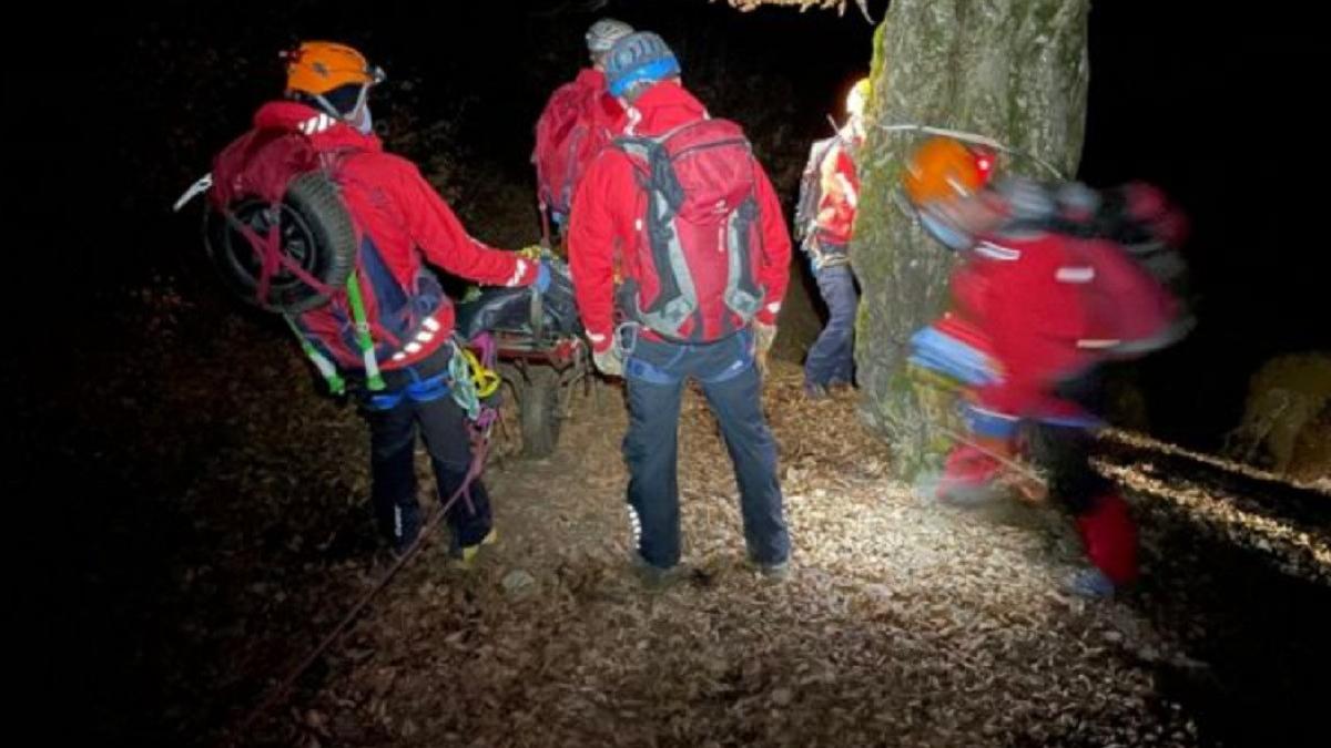 barbat gasit mort langa manastirea slanic