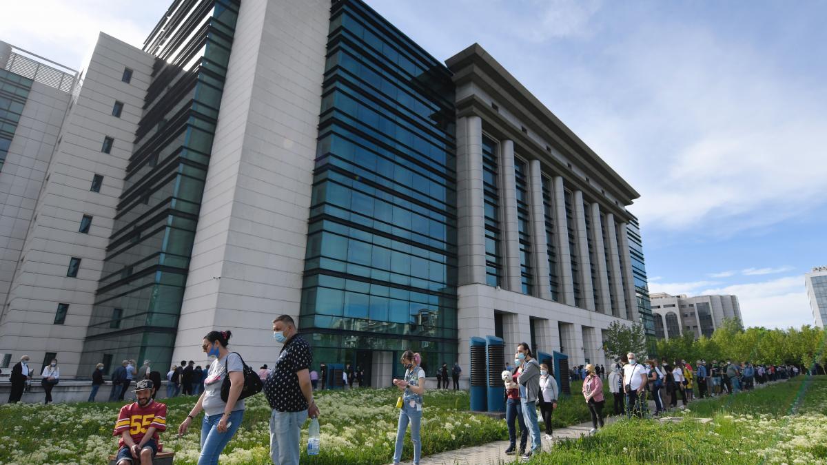 studenti acces gratuit bibliotecil universitare