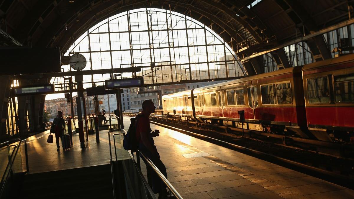 tineri permise calatorie europa discovereu