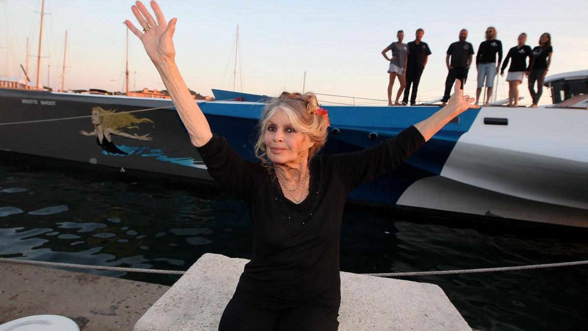 brigitte bardot refuz vaccin covid alergii