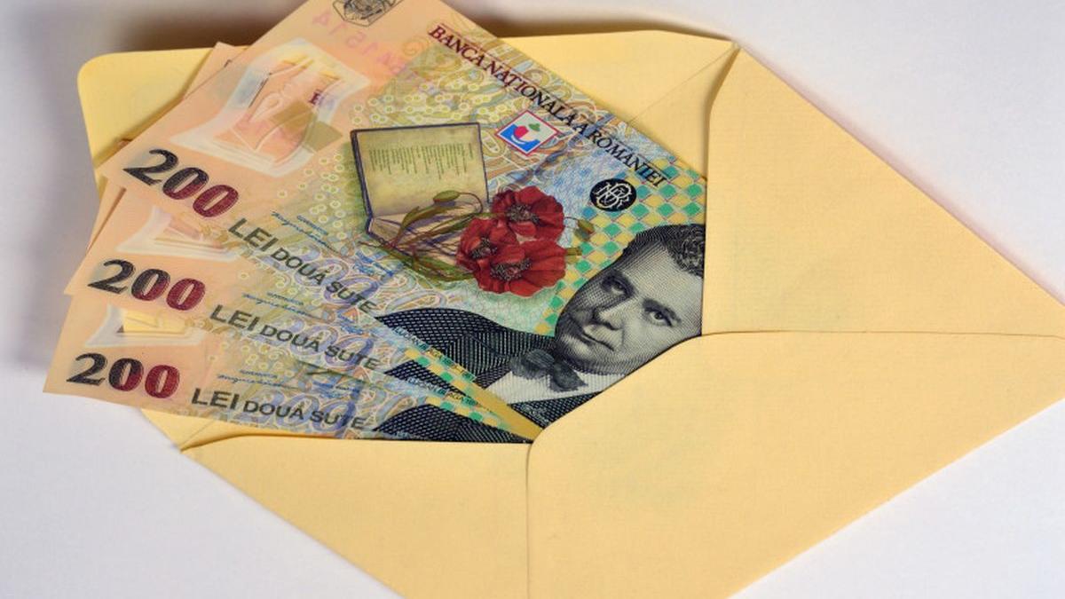 peste trei sute mii pensionari platesc taxa sanatate ianuarie