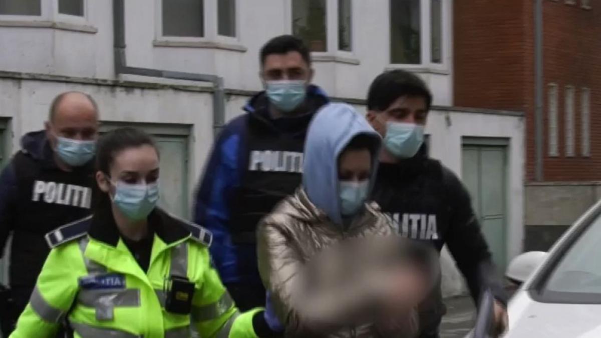 mama din constanta care si a batut cu bestialiate fetita de trei ani a iesit din spatele gratiilor