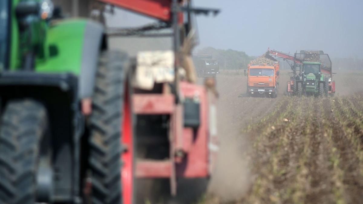 academia tractoristilor scoala mecanici agricoli vlasinesti botosani