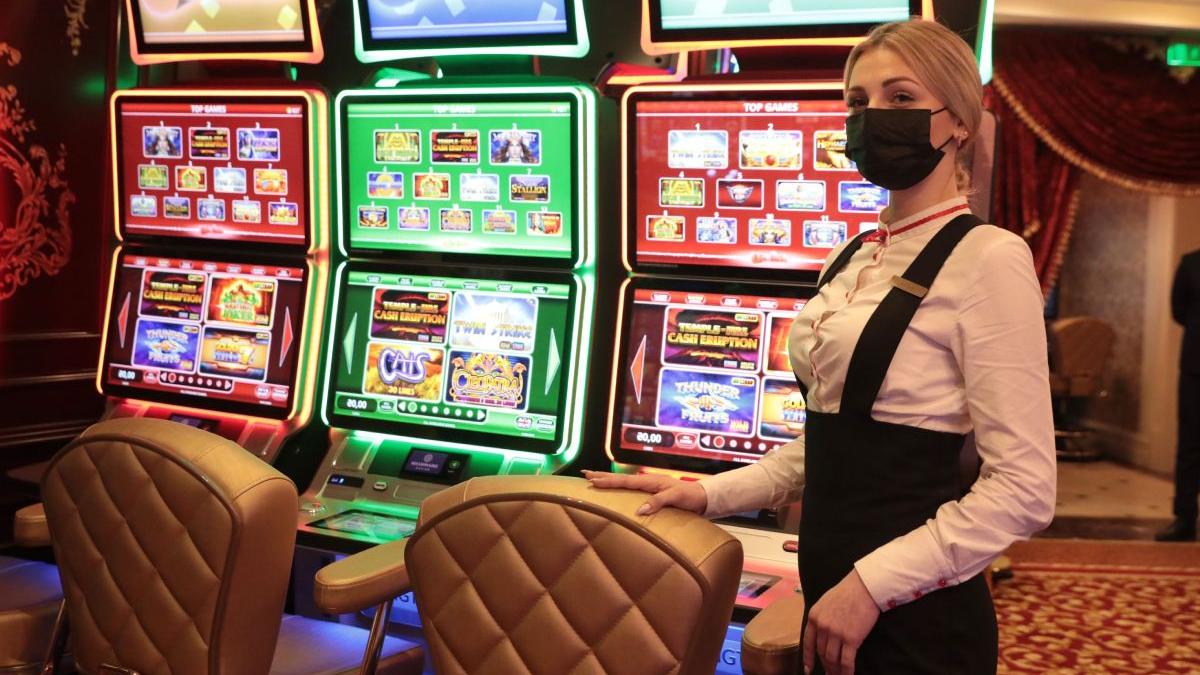 angajata sala jocuri sangeorz bai incasari speciala 112