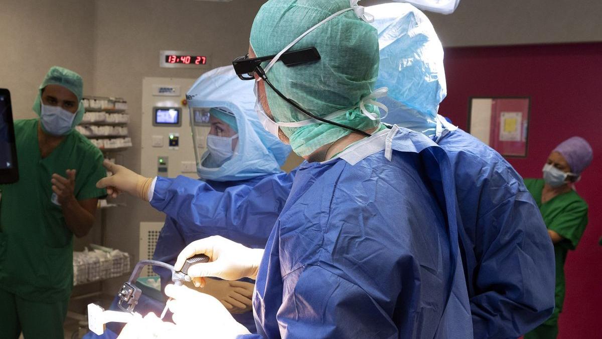 transplant inima porc modificat genetic maryland david bennett