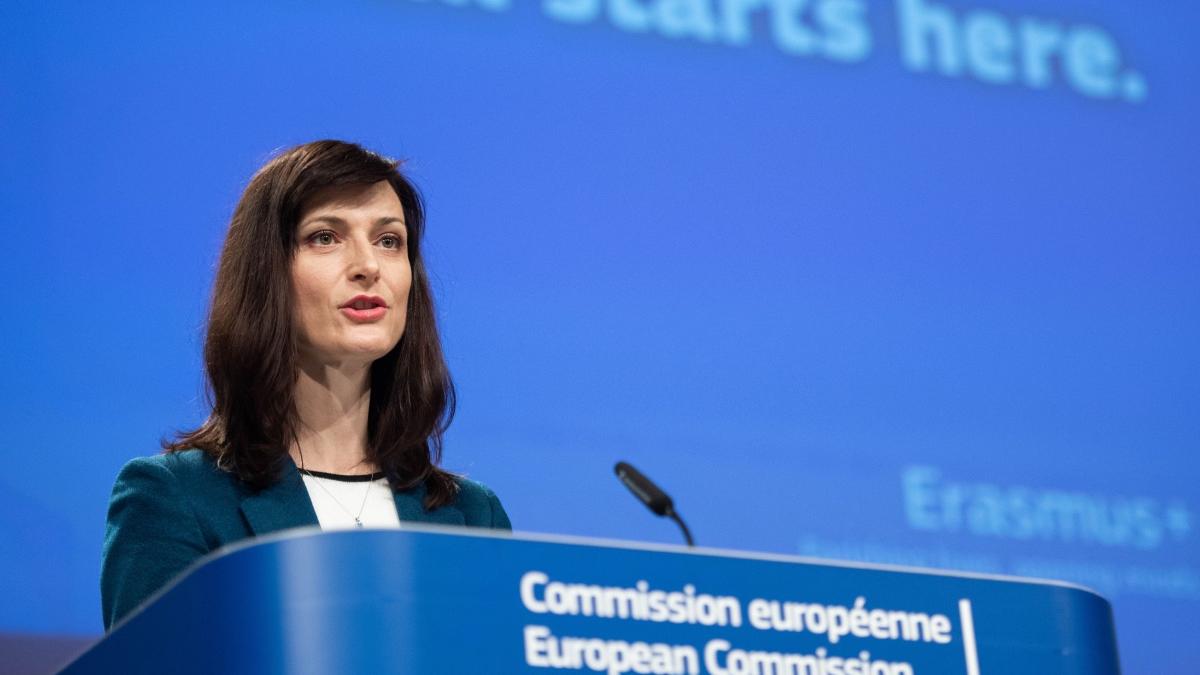 comisia europeana aloca 385 milioane euro sectorul cultural 2022 program europa creativa