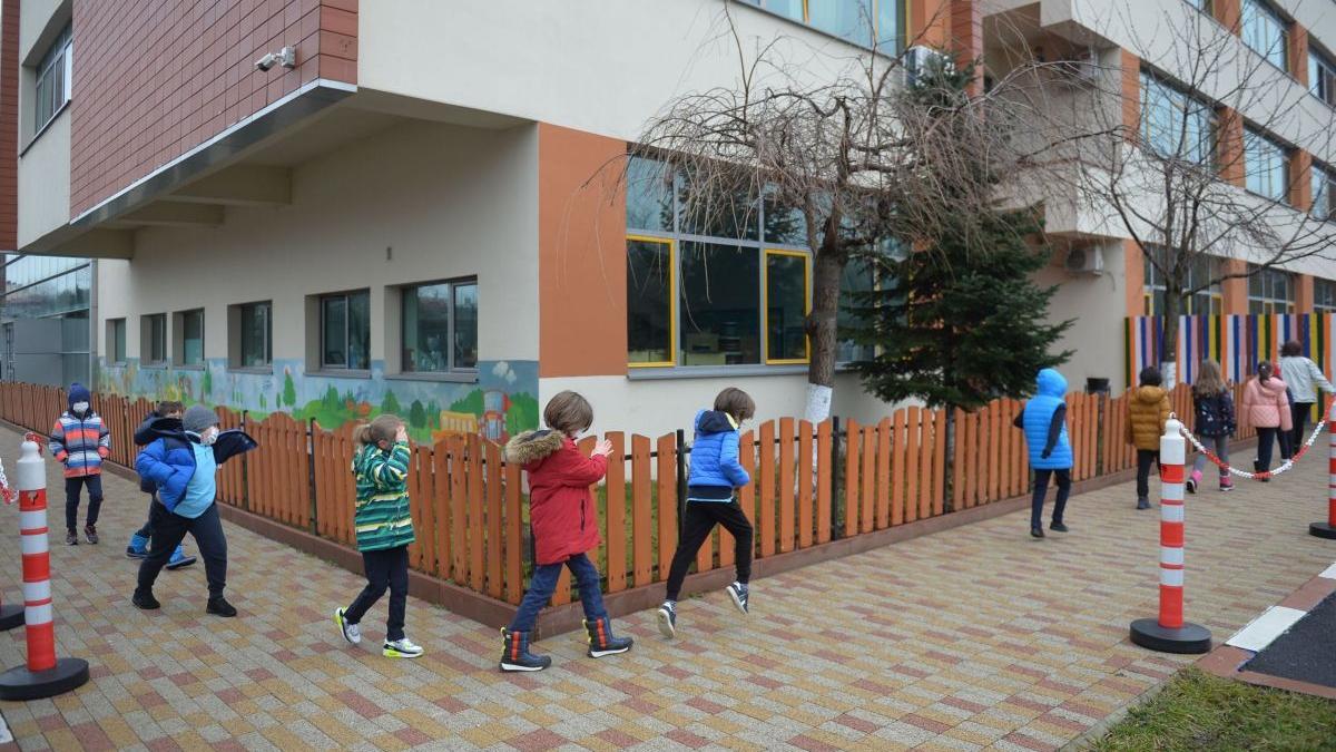 cum vor functiona scolile la nivel judetean anuntul facut de cnsu