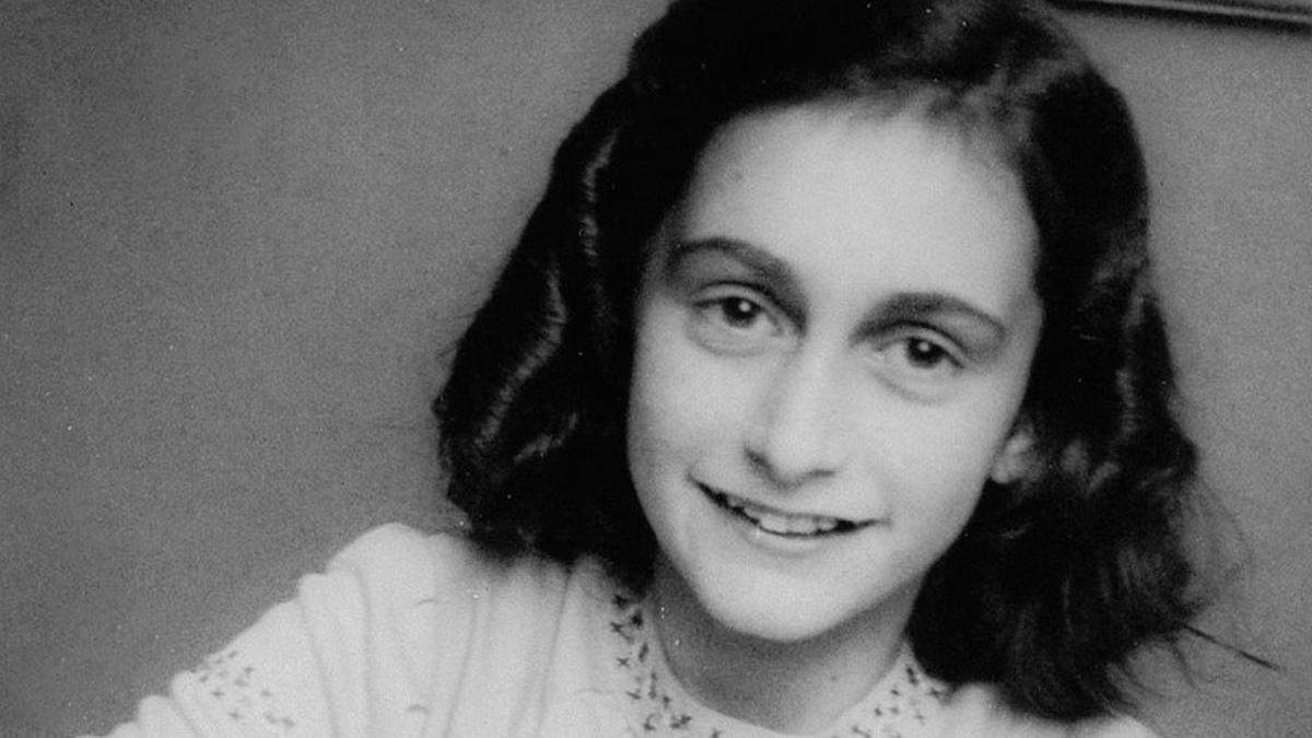 anne frank arnold van den bergh consiliul evreiesc amsterdam auschwitz fbi