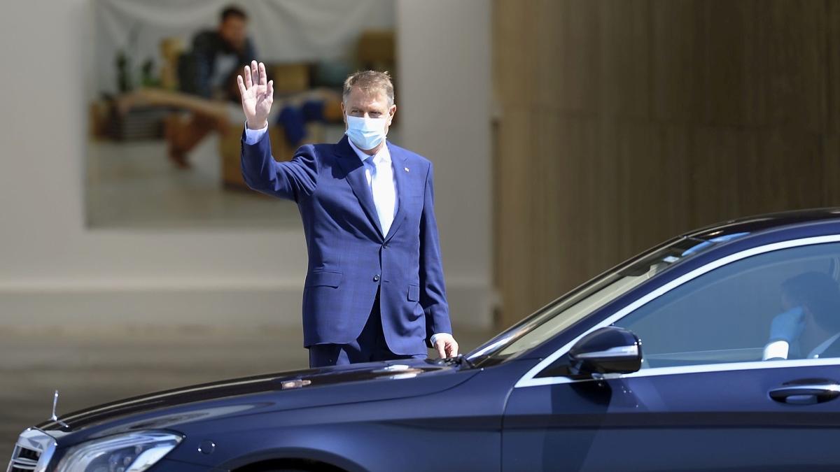 ce cadouri a primit klaus iohannis 2021 cele mai mai scumpe sabie icoana argint