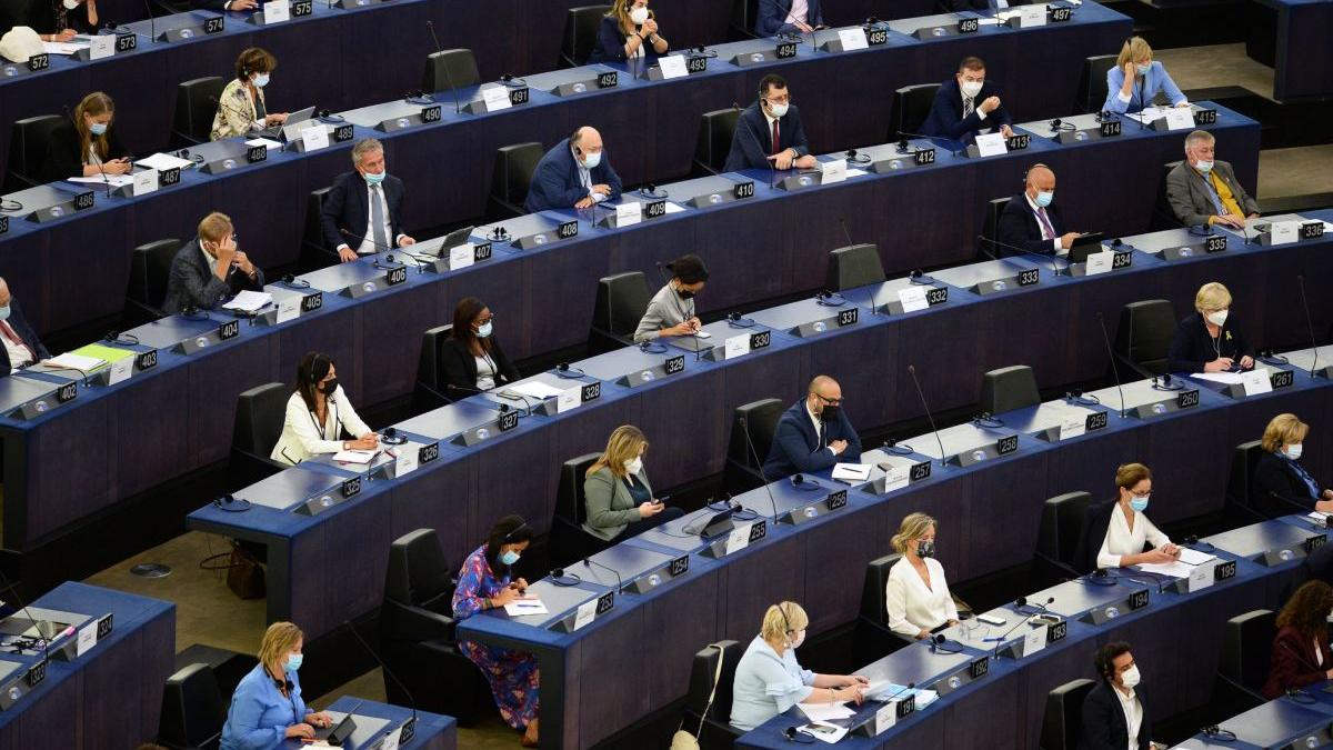 politician roman top 10 parlamentari europeni absenti