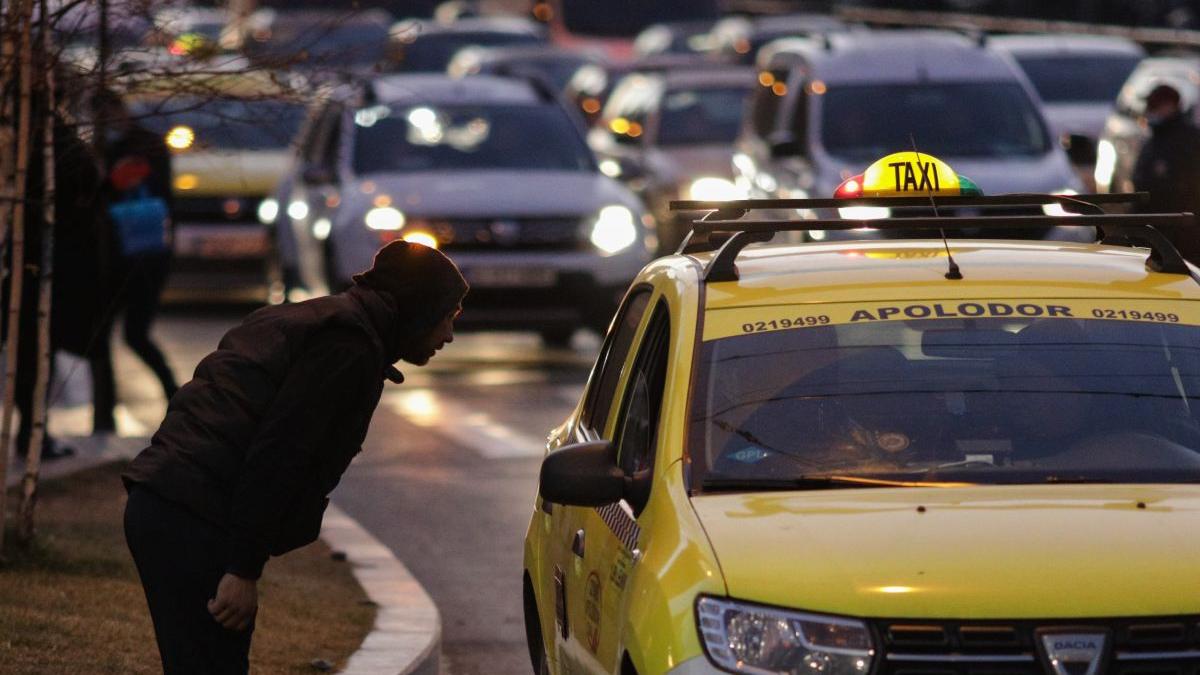 A treia zi de grevă la STB. Unii şoferi şi vatmani au ieşit pe traseu
