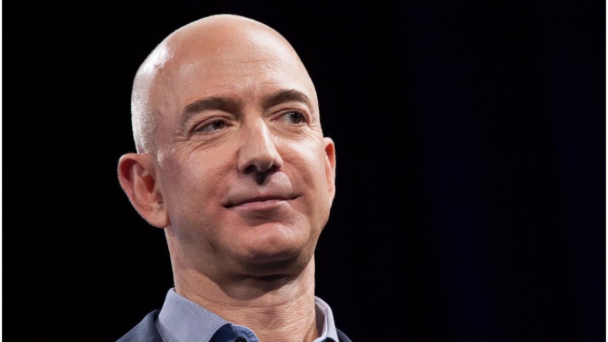 jeff bezos tinerete vesnica