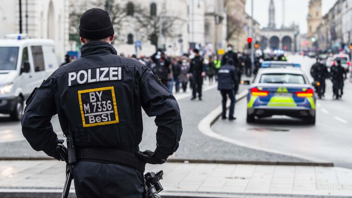moschee focuri arma moschee halle germania