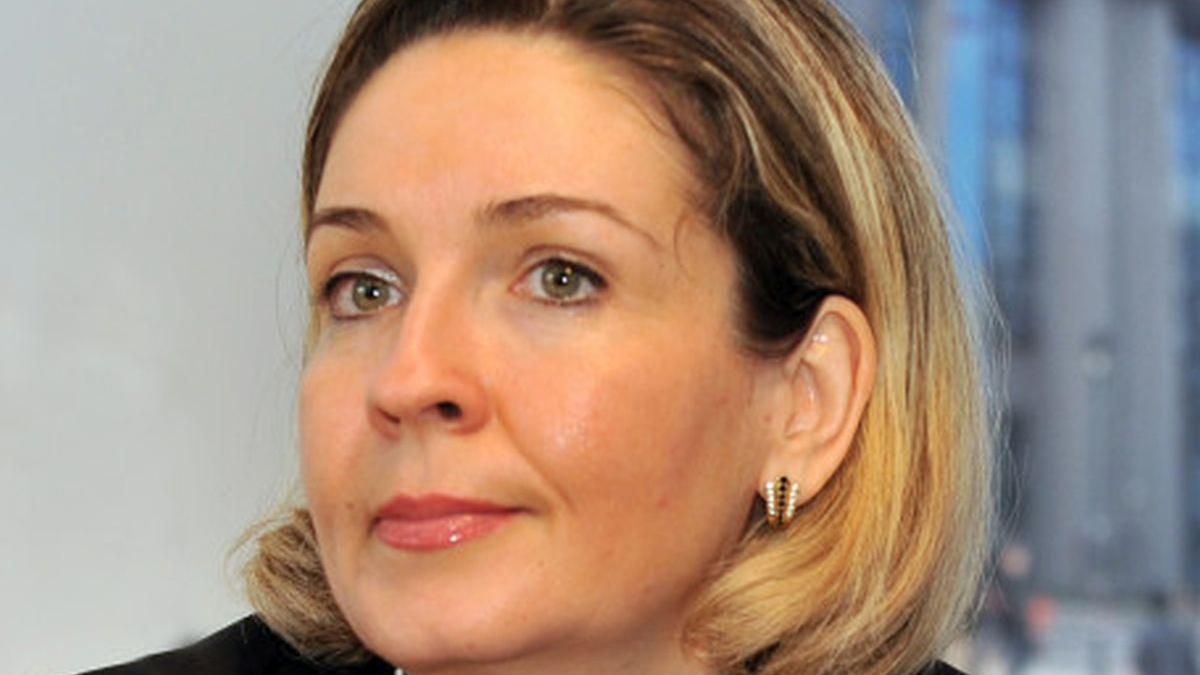 alice arsinel sotie bogdan arsinel alexandru arsinel imprumut 100000 euro