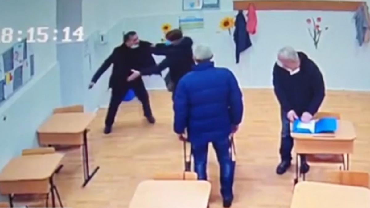 imagini camere supraveghere scandal mogosoaia adrian ursu amenintari abombinabile