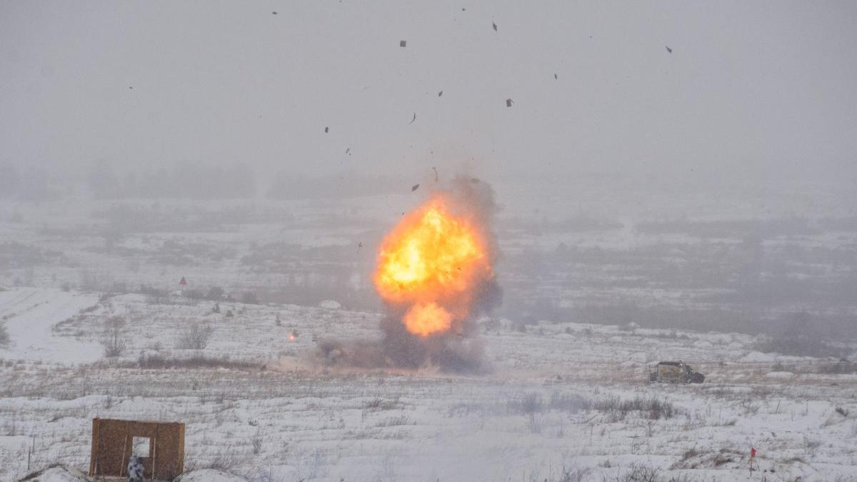 volodimir zelensky invazie rusia nlaw marea britanie rachete anti tanc