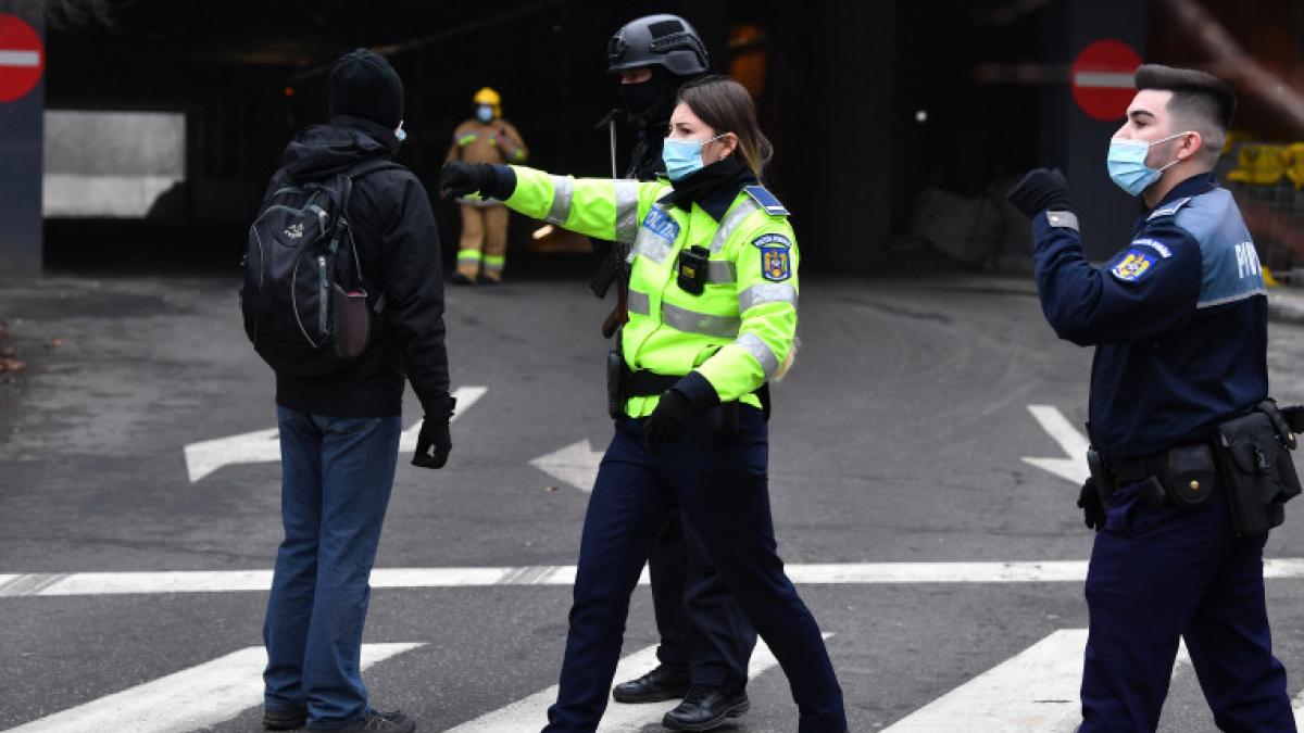 alerta cu bomba intr un mall din braila
