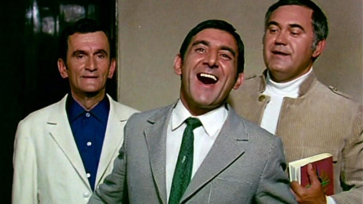 atentie film comunism cna