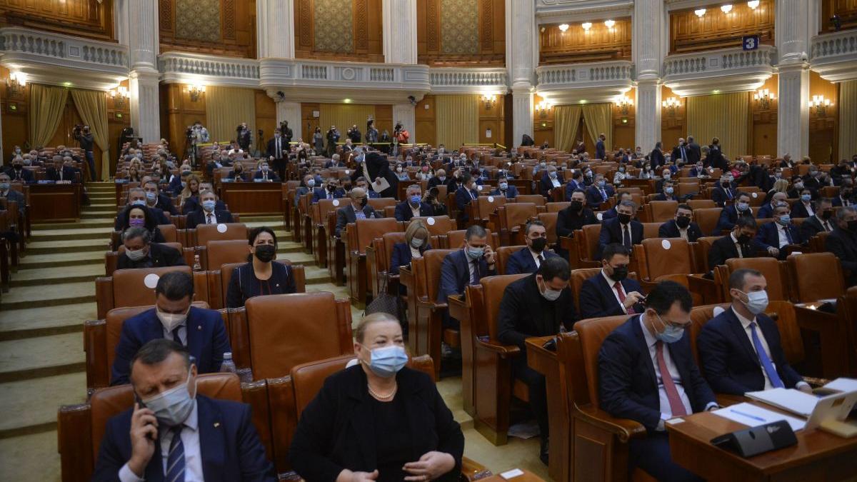 guvernul mareste numar posturi stat