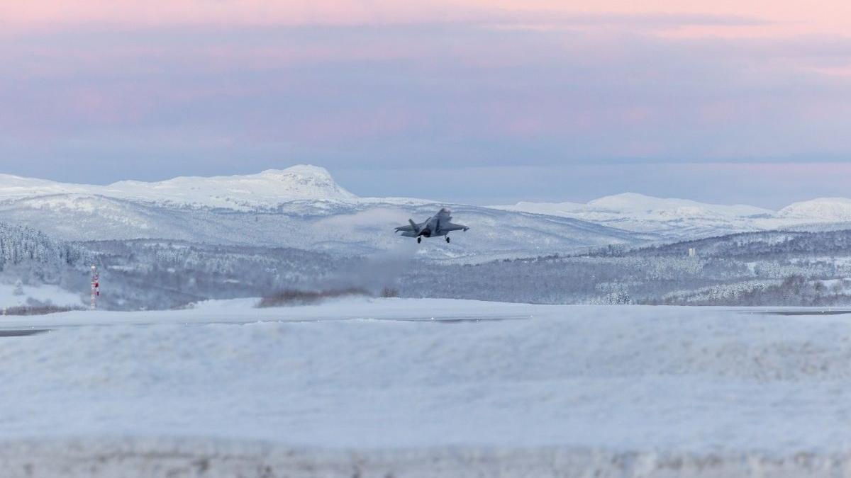 norvegia marea britanie f 35 typhoon tu 95 mainstay kola nato